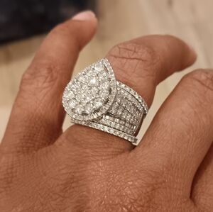 Diamond Cluster Wedding Ring With 2 Diamond bands